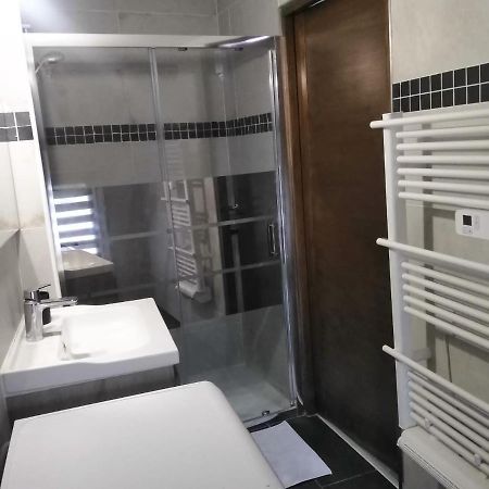 Detente - Appartement Et Poutres Apparentes Безие Екстериор снимка